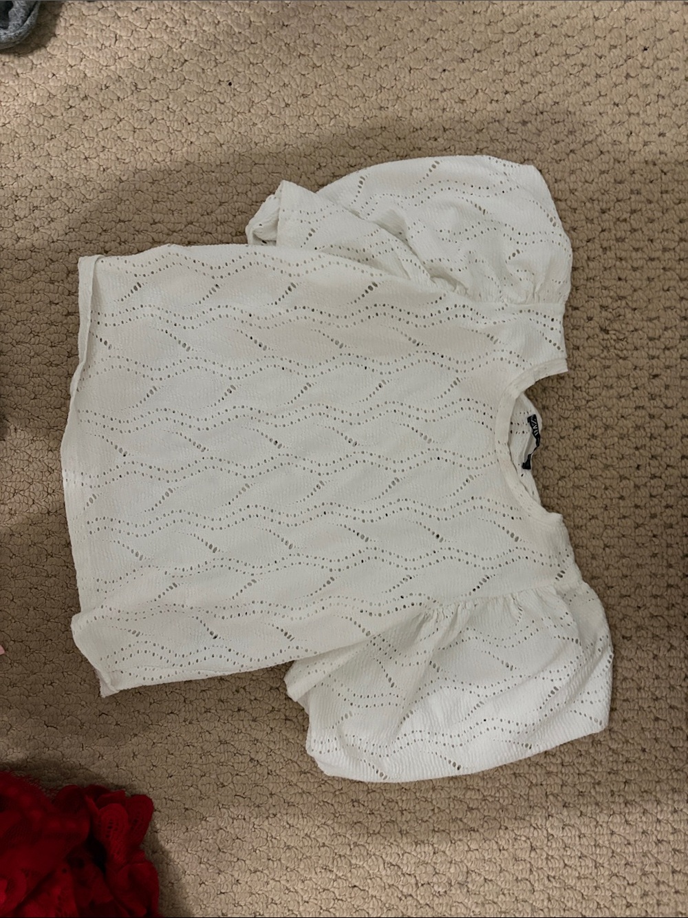 Zara White Eyelet Puff Sleeve Blouse